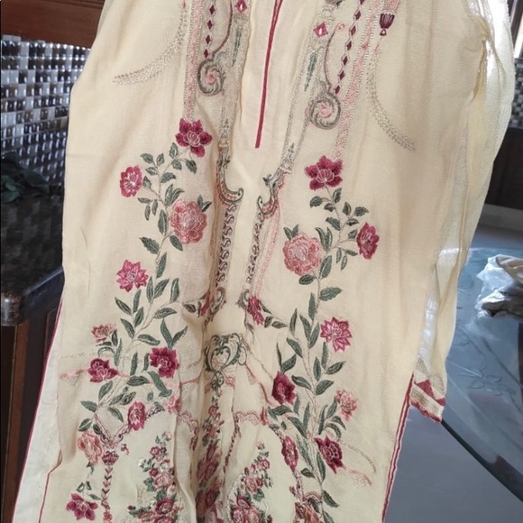 NWT Alkaram 3 piece - Picture 2 of 5